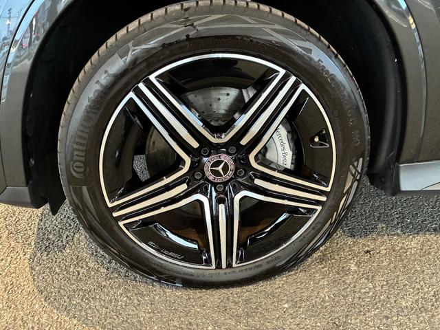 ＧＬＣ ＧＬＣ３５０ｅ　４Ｍポーツ　エディションスター　ＧＬＣ３５０ｅ　４ＭＡＴＩＣスポーツ　エディションスター／パノラミックスライディングルーフ／ＡＭＧレザーエクスクルーシブパッケージ／ＭＰ２０２５０１／メモリー付きパワーシート（13枚目）