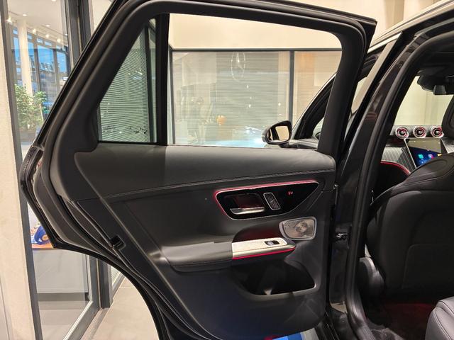 ＧＬＣ ＧＬＣ３５０ｅ　４Ｍポーツ　エディションスター　ＧＬＣ３５０ｅ　４ＭＡＴＩＣスポーツ　エディションスター／パノラミックスライディングルーフ／ＡＭＧレザーエクスクルーシブパッケージ／ＭＰ２０２５０１／メモリー付きパワーシート（25枚目）