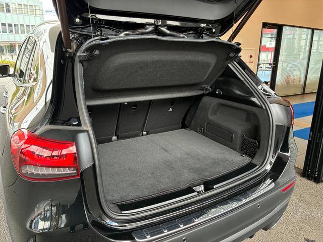 ＧＬＡクラス ＧＬＡ２００ｄ　４マチック　ＡＭＧライン　パノラミックスライディングルーフ／ＡＭＧライン／ナビゲーションパッケージ／前席シートヒーター／前席メモリー付きパワーシート（7枚目）