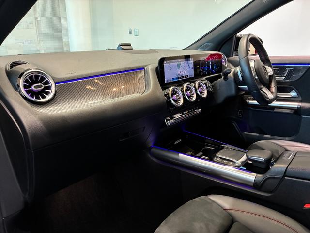 ＧＬＡクラス ＧＬＡ２００ｄ　４マチック　ＡＭＧライン　パノラミックスライディングルーフ／ＡＭＧライン／ナビゲーションパッケージ／前席シートヒーター／前席メモリー付きパワーシート（19枚目）