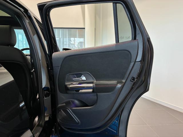 ＧＬＡクラス ＧＬＡ２００ｄ　４マチック　ＡＭＧライン　パノラミックスライディングルーフ／ＡＭＧライン／ナビゲーションパッケージ／前席シートヒーター／前席メモリー付きパワーシート（24枚目）