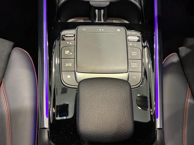 ＧＬＡクラス ＧＬＡ２００ｄ　４マチック　ＡＭＧライン　パノラミックスライディングルーフ／ＡＭＧライン／ナビゲーションパッケージ／前席シートヒーター／前席メモリー付きパワーシート（32枚目）