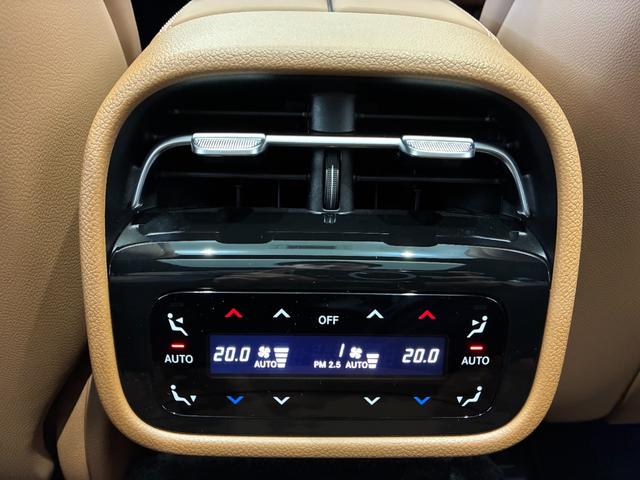 Ｅクラスオールテレイン Ｅ２２０ｄ　４マチック　オールテレイン　Ｅ２２０ｄ　４マチック　オールテレイン（５名）／アドバンスドＰＫＧ／デジタルインテリアパッケージ／レザーエクスクルーシブパッケージ／ベンチレーション／シートヒーター／パノラミックスライディングルーフ（31枚目）