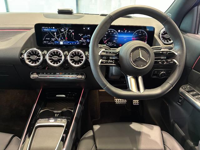 ＧＬＡクラス ＧＬＡ２００ｄ　４ＭＡＴＩＣ　ＡＭＧレザエクスクルーシブＰ　ＡＭＧラインＰＫ／ＡＭＧレザーＥＸＰＫ／コンフォートＰＫ／スペクトラルブルー／ＭＰ２０２５０２（13枚目）