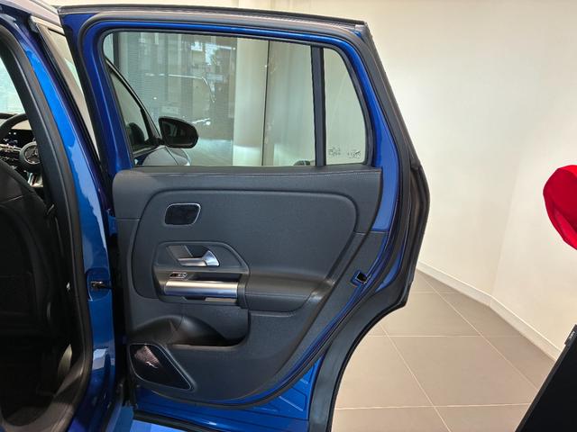 ＧＬＡクラス ＧＬＡ２００ｄ　４ＭＡＴＩＣ　ＡＭＧレザエクスクルーシブＰ　ＡＭＧラインＰＫ／ＡＭＧレザーＥＸＰＫ／コンフォートＰＫ／スペクトラルブルー／ＭＰ２０２５０２（18枚目）