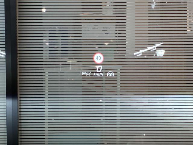 ＧＬＡクラス ＧＬＡ２００ｄ　４ＭＡＴＩＣ　ＡＭＧレザエクスクルーシブＰ　ＡＭＧラインＰＫ／ＡＭＧレザーＥＸＰＫ／コンフォートＰＫ／スペクトラルブルー／ＭＰ２０２５０２（31枚目）