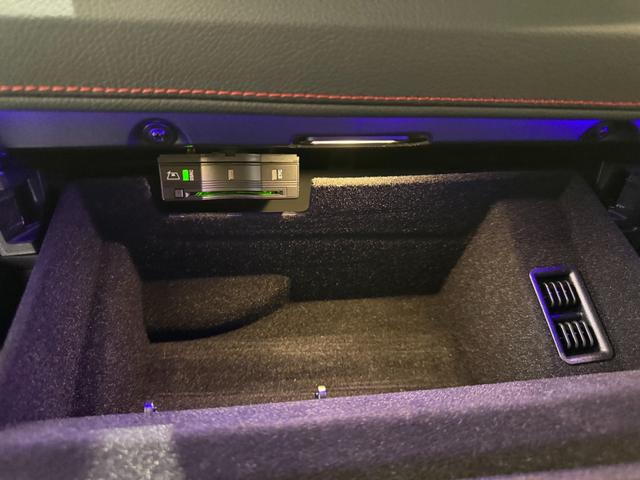 Gクラス G350d AMGライン アダプティブダンピングシステム/ラグジュアリーPK/AMGライン/ナイトパッケージ仕様(40枚目)