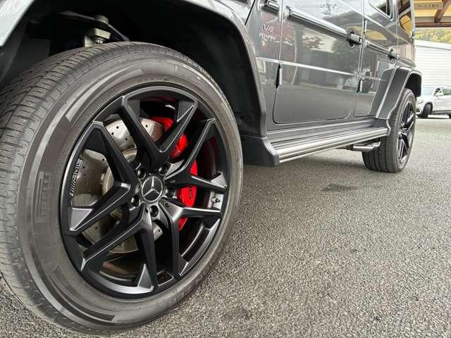 Gクラス G63 4WD 左H AMGナイトPK/グラファイトメタリック/マットブラック21インチAMG5ツインスポーク/AMGカーボンファイバー/G manufakuturプログラム/G manufakuturインテリアプラスPK(9枚目)