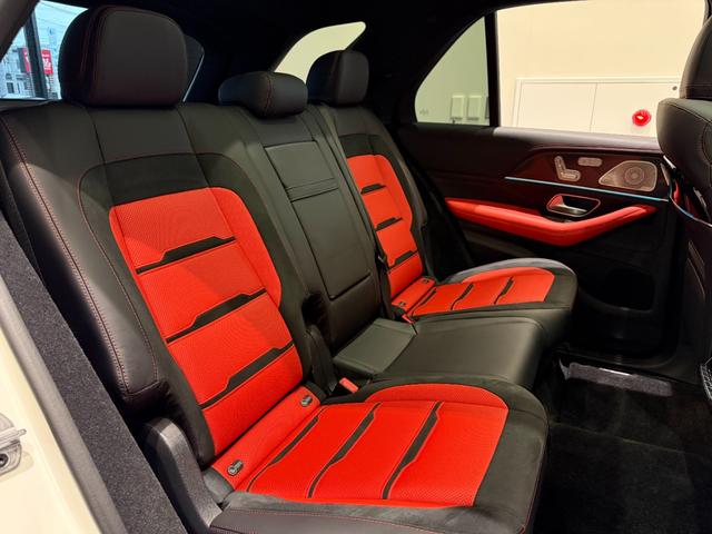 GLE GLE63 S 4マチック+ ダイヤモンドホワイト/マットブラック22インチAMGクロススポーク/AMGカーボンインテリア(27枚目)