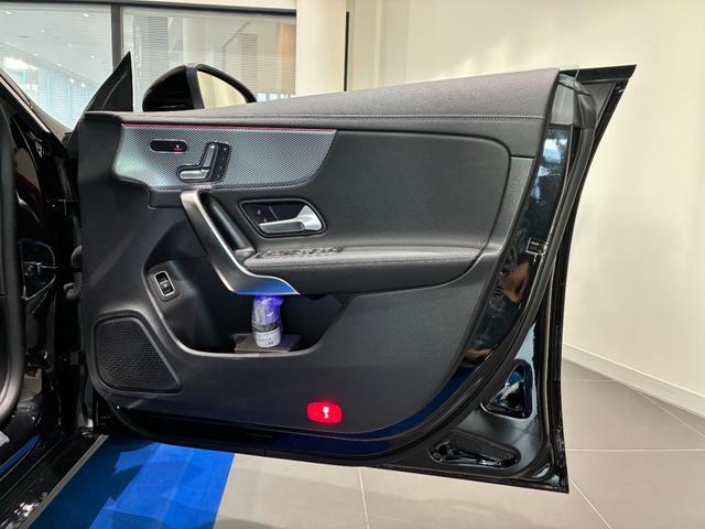 ＣＬＡクラス ＣＬＡ２００ｄ　前席メモリー付／前席パワーシート／前席シートヒーター（13枚目）