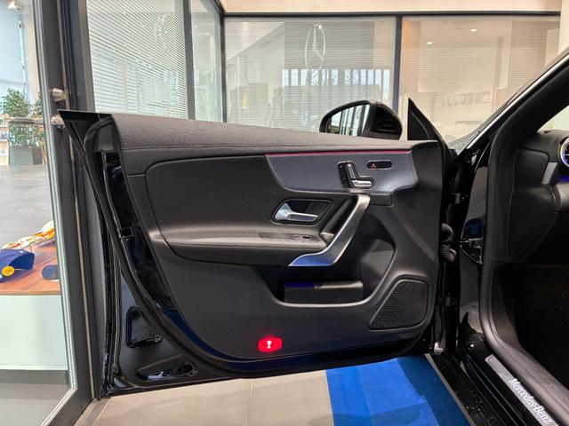 ＣＬＡクラス ＣＬＡ２００ｄ　前席メモリー付／前席パワーシート／前席シートヒーター（17枚目）