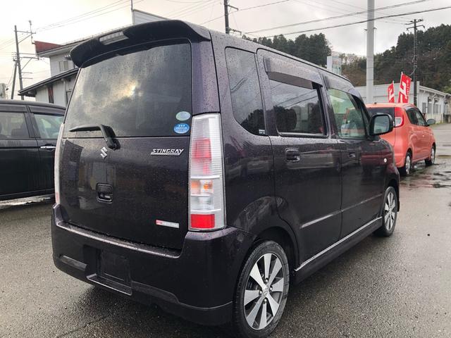 ワゴンR スティングレーT フルフラットシート 盗難防止 パワーウインドウ 運転席助手席エアバッグ キーレスエントリー 衝突安全ボディ パワステ ベンチシート エアバック 4WD エアコン シートヒーター スマートエントリー(4枚目)