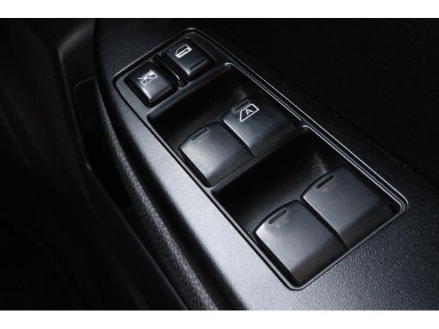 レガシィＢ４ ２．５ｉアイサイト　４ＷＤ　スマートキー　ＥＴＣ　パワーシート　ナビ　フルセグ　Ｂｌｕｅｔｏｏｔｈ　走行距離無制限　１年保証　車検整備付き（25枚目）