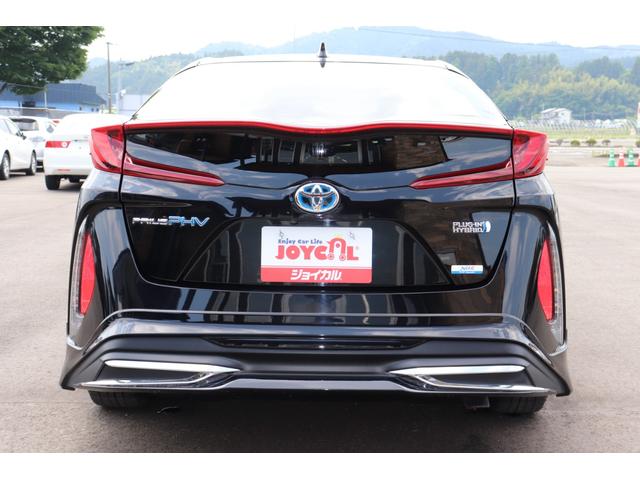 プリウスＰＨＶ Ｓナビパッケージ　走行距離無制限１年保証車検整備付き（8枚目）