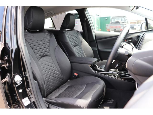 プリウスＰＨＶ Ｓナビパッケージ　走行距離無制限１年保証車検整備付き（10枚目）