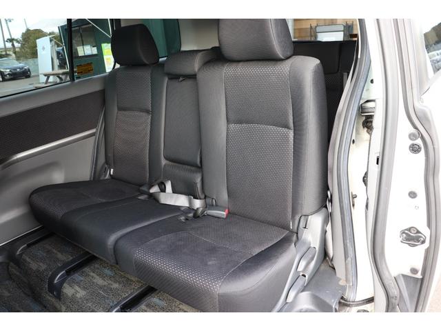 アイシス プラタナ　Ｕセレクション　３ヶ月　３０００キロ保証　車検整備付き（11枚目）