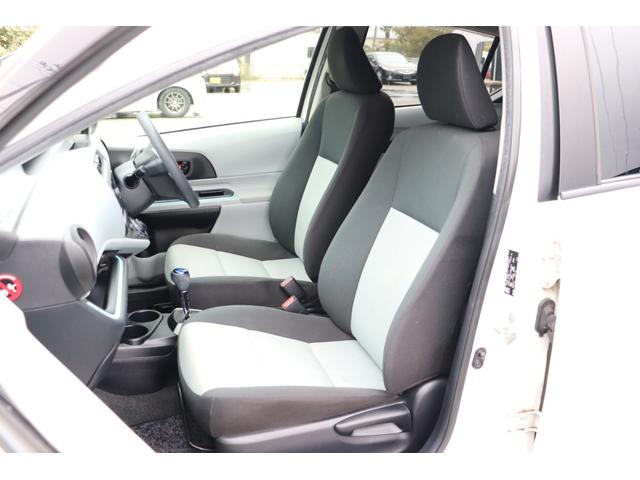 アクア S ナビ 地デジ バックカメラ 走行距離無制限1年保証車検整備付(12枚目)