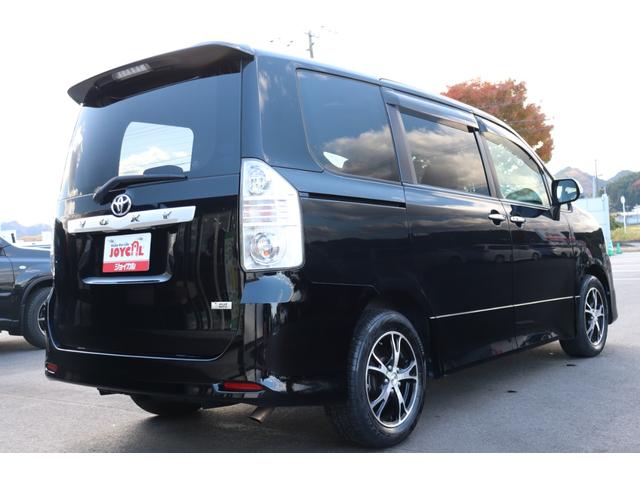 ヴォクシー ＺＳ　煌　保証付車検整備付　ＥＴＣ／Ｂカメラ／両側電動スライド／３列シート／電格ミラー（3枚目）
