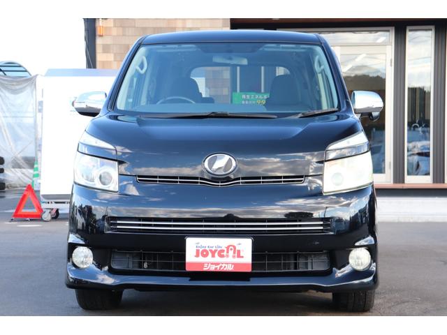 ヴォクシー ＺＳ　煌　保証付車検整備付　ＥＴＣ／Ｂカメラ／両側電動スライド／３列シート／電格ミラー（5枚目）
