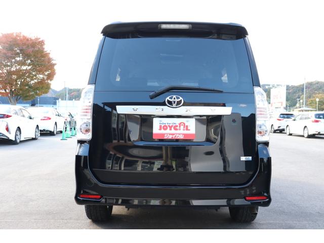 ヴォクシー ＺＳ　煌　保証付車検整備付　ＥＴＣ／Ｂカメラ／両側電動スライド／３列シート／電格ミラー（8枚目）