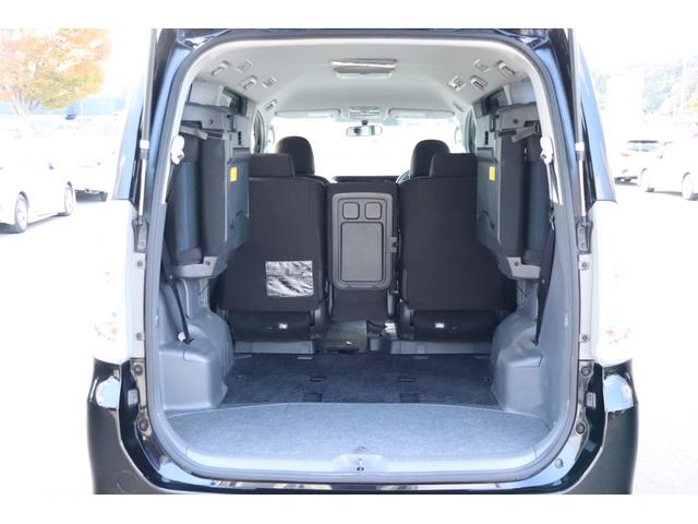 ヴォクシー ＺＳ　煌　保証付車検整備付　ＥＴＣ／Ｂカメラ／両側電動スライド／３列シート／電格ミラー（10枚目）