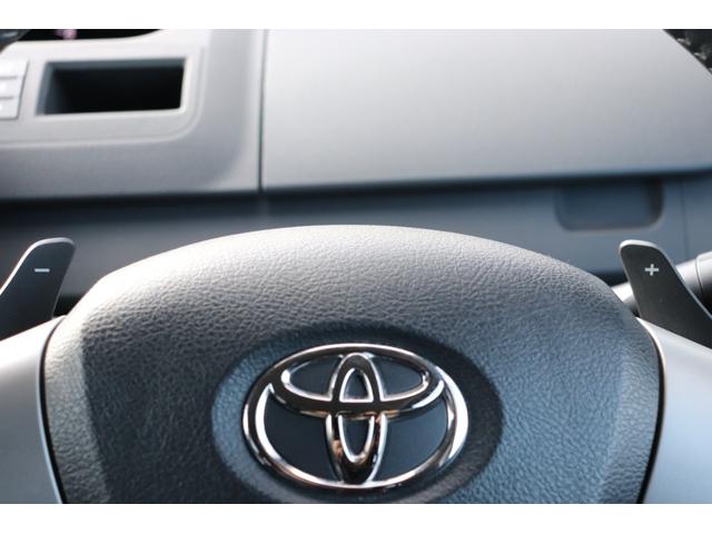 ヴォクシー ＺＳ　煌　保証付車検整備付　ＥＴＣ／Ｂカメラ／両側電動スライド／３列シート／電格ミラー（18枚目）