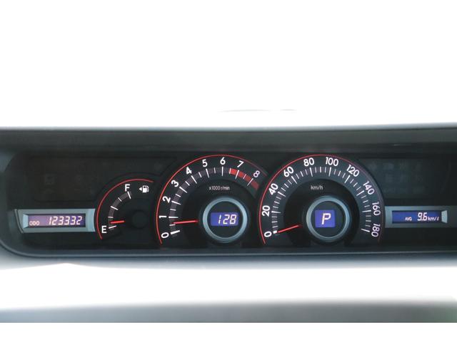 ヴォクシー ＺＳ　煌　保証付車検整備付　ＥＴＣ／Ｂカメラ／両側電動スライド／３列シート／電格ミラー（21枚目）