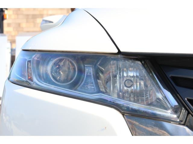 ヘッドライト綺麗です