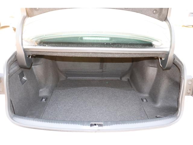 IS IS300h 走行距離無制限1年保証車検整備付 Bカメラ/クルコン/シートヒーター/オートワイパー(10枚目)