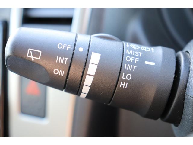 ティーダ １５Ｍ　ＦＯＵＲ　ＳＶ＋プラズマ　ＥＴＣ／４ＷＤ／走行距離無制限１年保証車検整備付（15枚目）