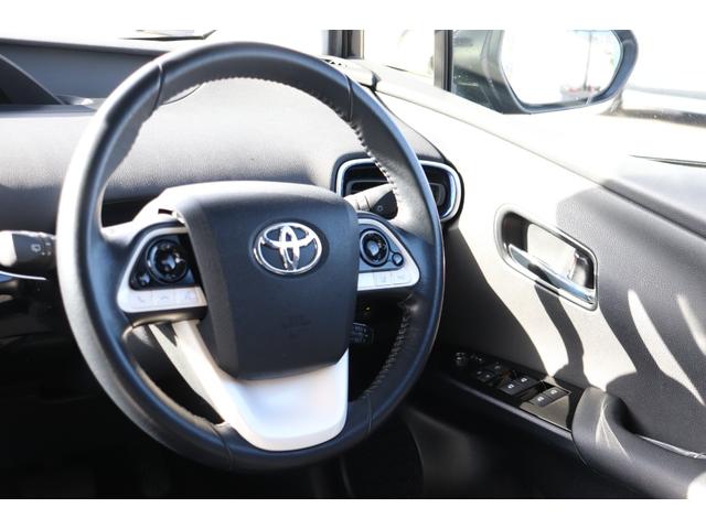 プリウス Aプレミアム ツーリングセレクション 走行距離無制限 1年保証 車検R9/4 整備付き(17枚目)