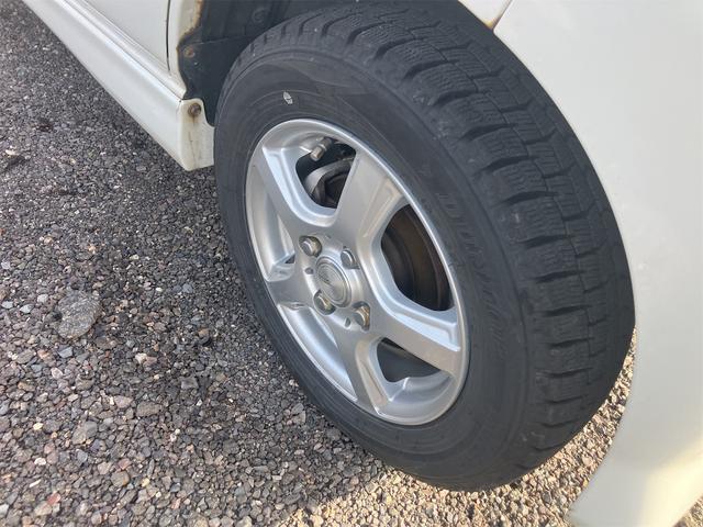 アトレーワゴン カスタムターボＲＳリミテッド　４ＷＤ　パワースライドドア　ＨＩＤヘッドライト　アルミ付きダンロップスタッドレスタイヤ（22枚目）