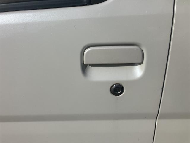 アトレーワゴン カスタムターボＲＳリミテッド　４ＷＤ　パワースライドドア　ＨＩＤヘッドライト　アルミ付きダンロップスタッドレスタイヤ（26枚目）