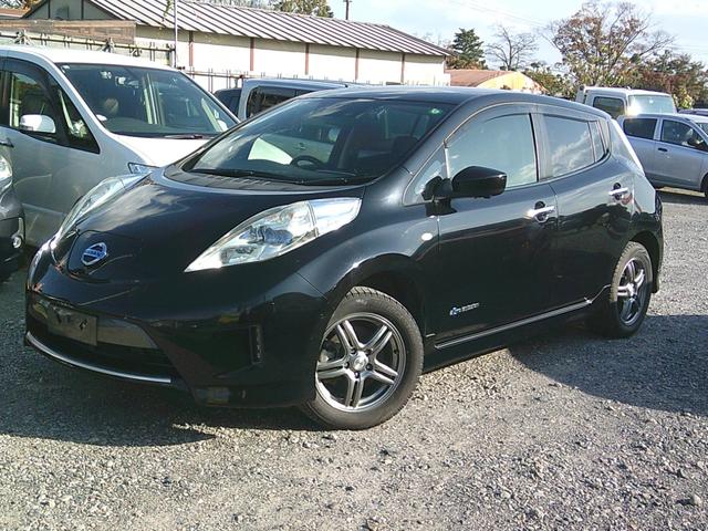 リーフ Ｘエアロスタイル　サンクスエディション（３０ｋｗｈ）　スマートキー　プッシュスタート　シートヒーター　ステアリングヒーター　オートライト　オートＡＣ　クルーズコントロール　アラウンドビューモニター　エマージェンシーブレーキ　ナビ　ＴＶ　Ｂｌｕｅｔｏｏｔｈ（2枚目）