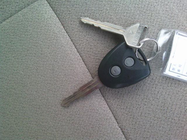 ムーヴ L SA キーレス アイドリングストップ 横滑り防止 スマートアシスト 電格ミラー ETC CD Wエアバック バイサー(18枚目)