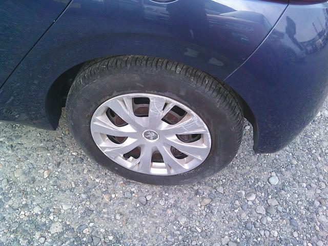 ＥＴＣ・ナビ・希望ナンバー等の取り付けもご相談ください。任意保険も取り扱いできます。ご相談ください。