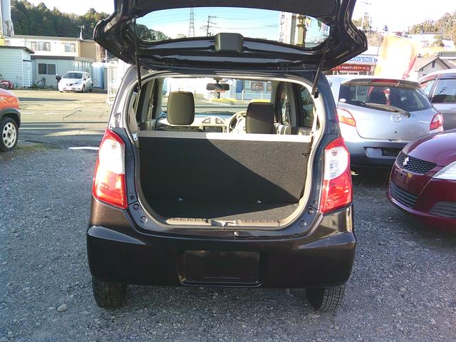 キャロル ＧＳ　５速ＭＴ　キーレス　電格ミラー　ナビ　ワンセグＴＶ　ＣＤ　ＤＶＤ　ＡＷ　Ｗエアバック　純正バイザー（4枚目）