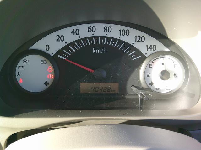 キャロル ＧＳ　５速ＭＴ　キーレス　電格ミラー　ナビ　ワンセグＴＶ　ＣＤ　ＤＶＤ　ＡＷ　Ｗエアバック　純正バイザー（11枚目）