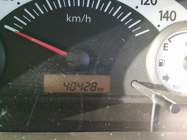 キャロル ＧＳ　５速ＭＴ　キーレス　電格ミラー　ナビ　ワンセグＴＶ　ＣＤ　ＤＶＤ　ＡＷ　Ｗエアバック　純正バイザー（12枚目）