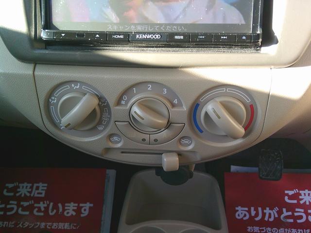 キャロル ＧＳ　５速ＭＴ　キーレス　電格ミラー　ナビ　ワンセグＴＶ　ＣＤ　ＤＶＤ　ＡＷ　Ｗエアバック　純正バイザー（14枚目）