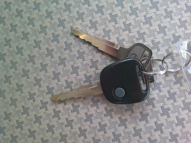 キャロル ＧＳ　５速ＭＴ　キーレス　電格ミラー　ナビ　ワンセグＴＶ　ＣＤ　ＤＶＤ　ＡＷ　Ｗエアバック　純正バイザー（17枚目）