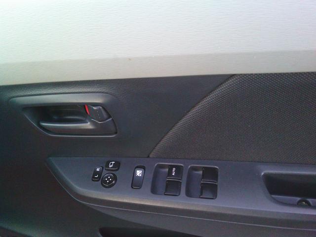 ワゴンR FX キーレス アイドリングストップ エネチャージ シートヒーター ETC オートエアコン 電格ミラー CD 純正バイザー Wエアバック(16枚目)