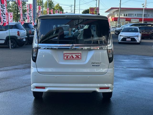 ソリオバンディット ハイブリッドＭＶ　登録済み未使用車　両側パワースライドドア　サーキュレーター　クルーズコントロール　シートヒーター　ＬＥＤライト　キーレス　オートエアコン　１５インチＡＷ　ピュアホワイトパール（6枚目）