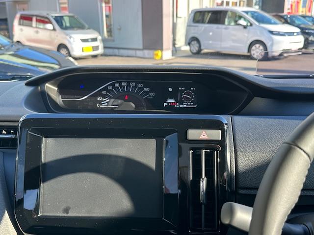 ソリオ ハイブリッドＭＺ　登録済み未使用車　両側パワースライドドア　サーキュレーター　クルーズコントロール　シートヒーター　キーレス　オートエアコン　１５インチＡＷ　ピュアホワイトパール（17枚目）