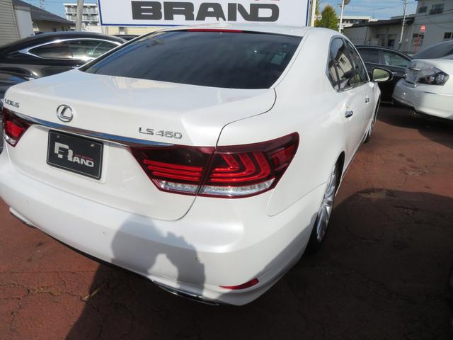 LS LS460 バージョンC Iパッケージ 後期モデル ロ―フォルム エアサスコントローラー 本革 HDDナビ フルセグTV バックモニター ブルトゥース対応 前後フルソナー 全ドアイージークローザー LEDヘッドライト クルーズコントロール(16枚目)