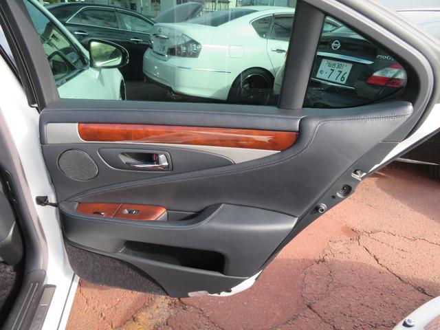 LS LS460 バージョンC Iパッケージ 後期モデル ロ―フォルム エアサスコントローラー 本革 HDDナビ フルセグTV バックモニター ブルトゥース対応 前後フルソナー 全ドアイージークローザー LEDヘッドライト クルーズコントロール(37枚目)