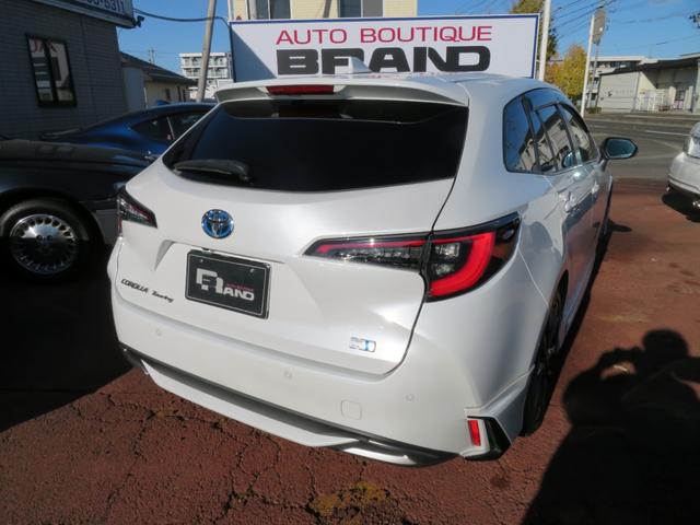 カローラツーリング ハイブリッド　ダブルバイビー　特別仕様車・年次改良後期モデル・モデリスタフルエアロ・１０．５インチナビ・バックモニター・アルパインデジタルインナーミラー・ＥＴＣ２．０・トヨタセーフティセンス・ハーフレザーシート・シートヒーター（8枚目）
