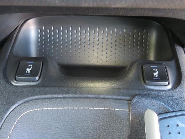 カローラツーリング ハイブリッド　ダブルバイビー　特別仕様車・年次改良後期モデル・モデリスタフルエアロ・１０．５インチナビ・バックモニター・アルパインデジタルインナーミラー・ＥＴＣ２．０・トヨタセーフティセンス・ハーフレザーシート・シートヒーター（17枚目）