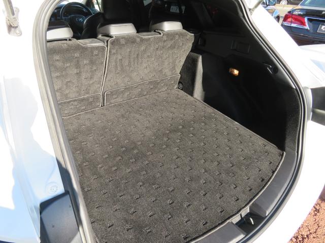 カローラツーリング ハイブリッド　ダブルバイビー　特別仕様車・年次改良後期モデル・モデリスタフルエアロ・１０．５インチナビ・バックモニター・アルパインデジタルインナーミラー・ＥＴＣ２．０・トヨタセーフティセンス・ハーフレザーシート・シートヒーター（34枚目）