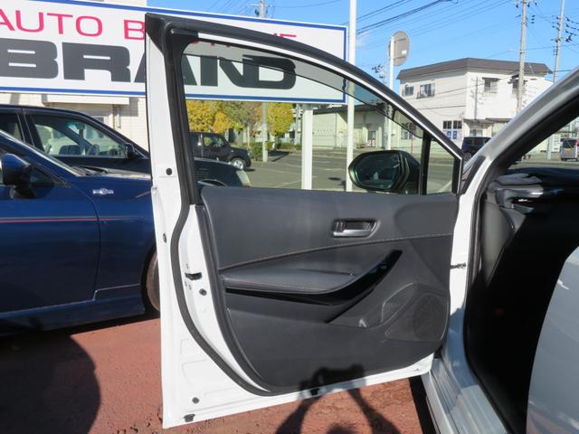 カローラツーリング ハイブリッド　ダブルバイビー　特別仕様車・年次改良後期モデル・モデリスタフルエアロ・１０．５インチナビ・バックモニター・アルパインデジタルインナーミラー・ＥＴＣ２．０・トヨタセーフティセンス・ハーフレザーシート・シートヒーター（37枚目）